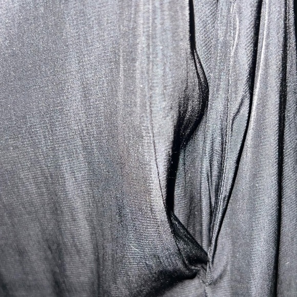 Pleat Detail Midi Dress - Picture 5 of 7